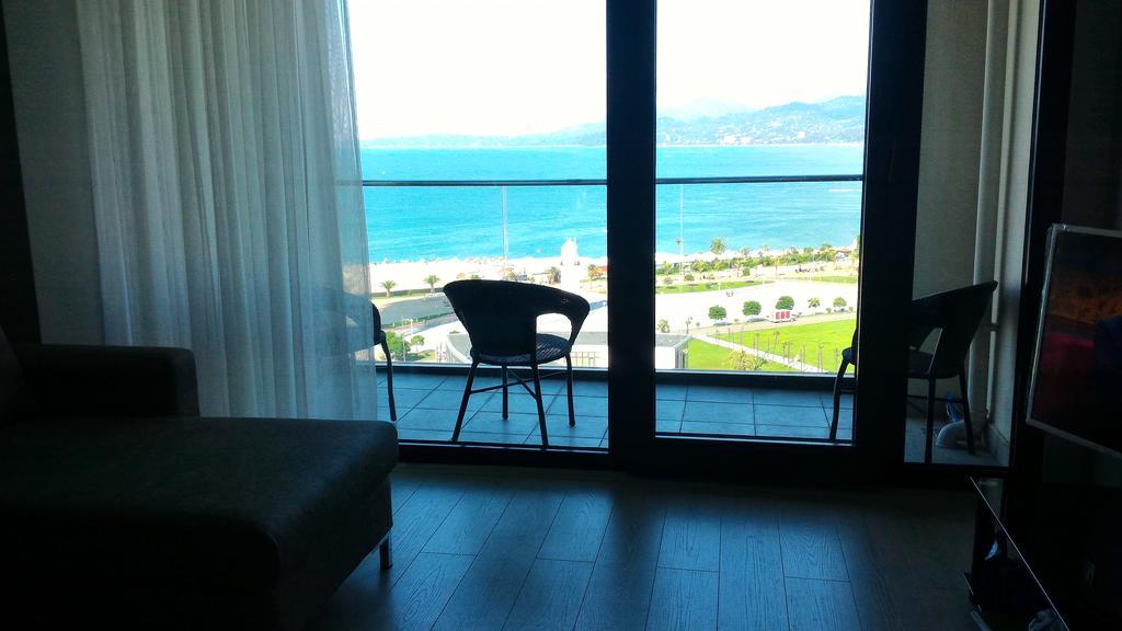 Suite Porta Batumi 1001 Ngoại thất bức ảnh